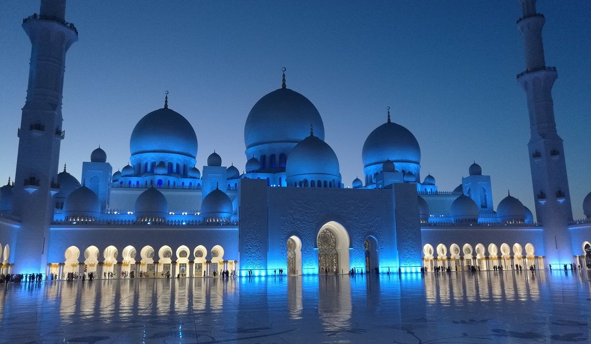4 Must Visit Places In Uae